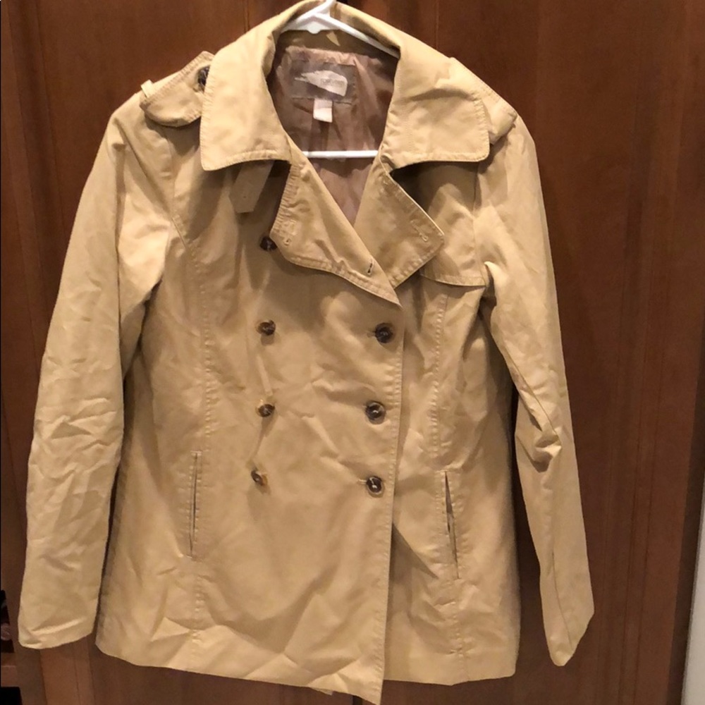 Women’s trench coat